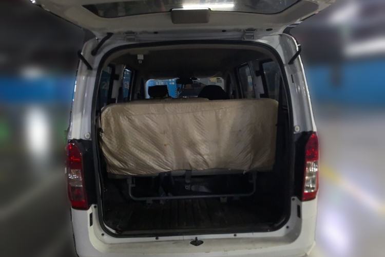 Used Wuling Rongguang V 2018 1.2L Practical Model Trunk