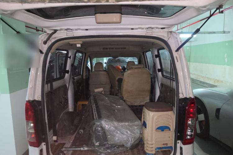 Used Wuling Rongguang V 2018 1.5L Standard Version Trunk