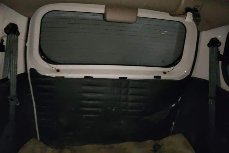 Used Wuling Rongguang V 2018 1.5L Standard Version Trunk