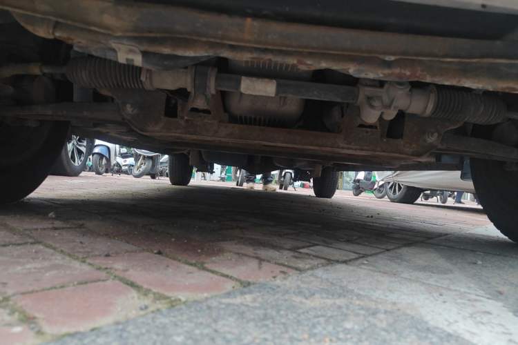 Used Wuling Rongguang V 2018 1.5L Practical Version Chassis Front