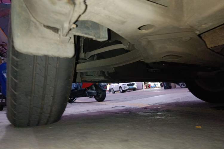 Used Wuling Rongguang V 2018 1.5L Practical Version Chassis Front