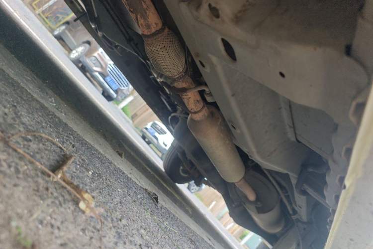 Used Wuling Rongguang V 2018 1.5L Standard Version Chassis Front Left