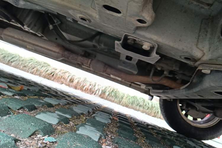 Used Wuling Rongguang V 2018 1.5L Standard Version Chassis Front Right
