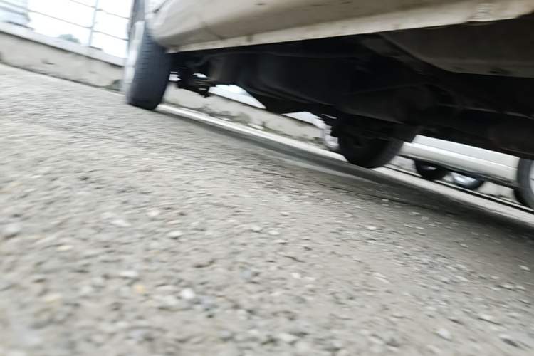 Used Wuling Rongguang V 2018 1.5L Practical Version Chassis Front Right