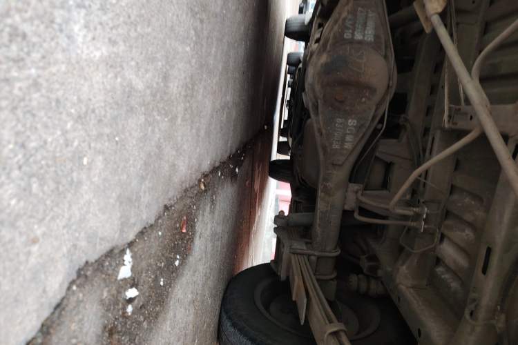 Used Wuling Rongguang V 2018 1.5L Standard Version Chassis Rear