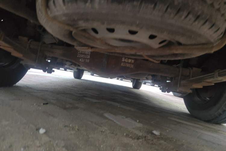 Used Wuling Rongguang V 2018 1.5L Practical Version Chassis Rear