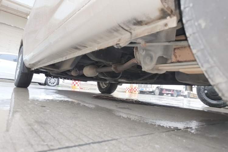 Used Wuling Rongguang V 2018 1.2L Standard Model Chassis Rear Left