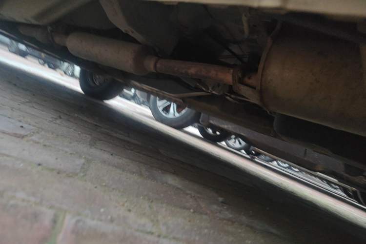 Used Wuling Rongguang V 2018 1.5L Practical Version Chassis Rear Left