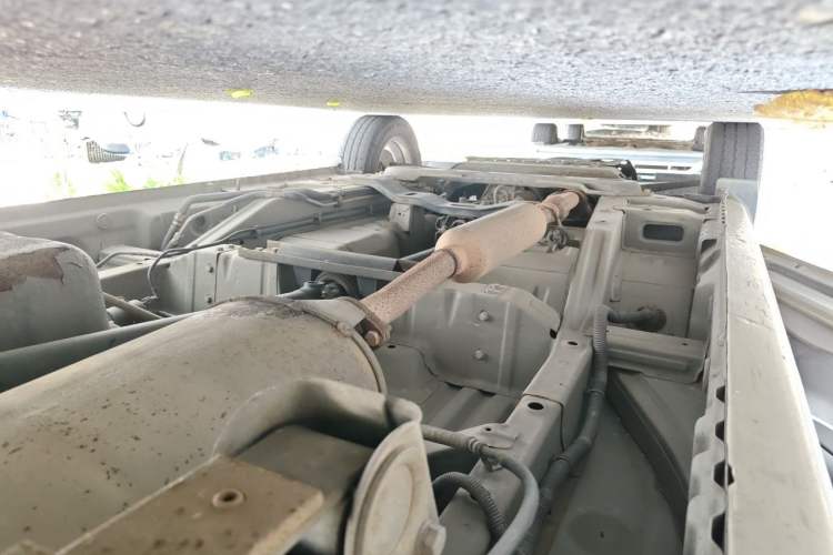 Used Wuling Rongguang V 2018 1.5L Standard Version Chassis Rear Left