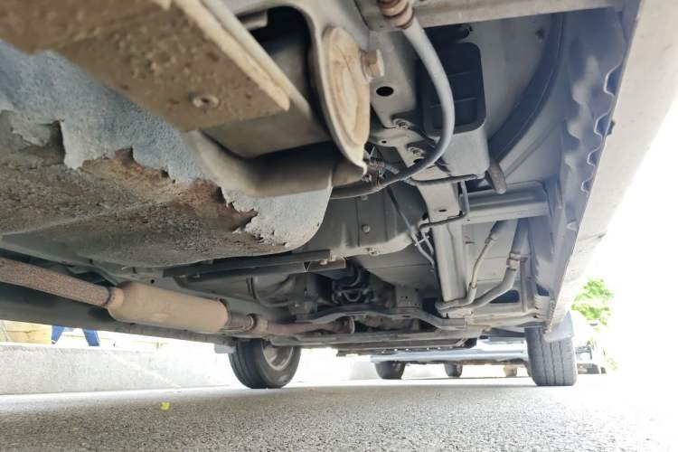 Used Wuling Rongguang V 2018 1.5L Standard Version Chassis Rear Right