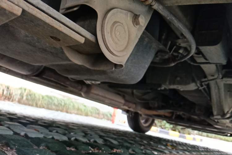 Used Wuling Rongguang V 2018 1.5L Standard Version Chassis Rear Right