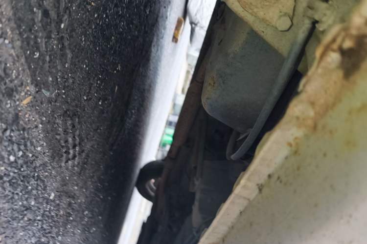 Used Wuling Rongguang V 2018 1.5L Standard Version Chassis Rear Right