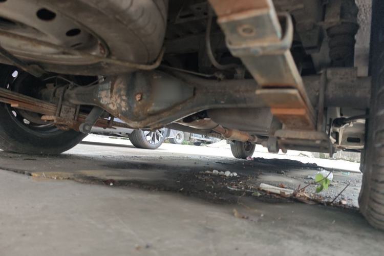 Used Wuling Rongguang V 2018 1.5L Practical Version Chassis Rear