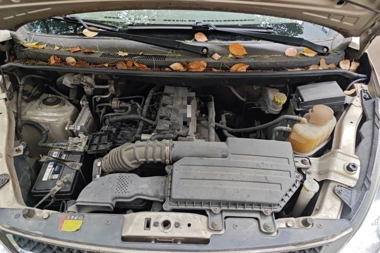 Used Wuling Rongguang V 2018 1.5L Standard Version Engine Bay