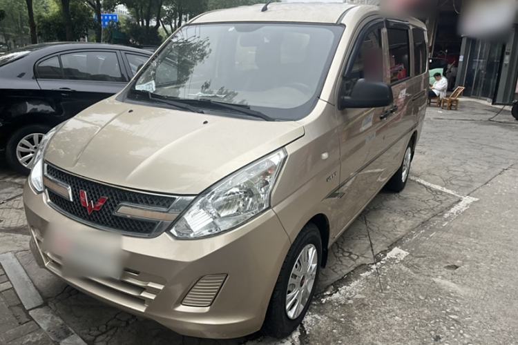 Used Wuling Rongguang V 2018 1.5L Practical Version Exterior 3