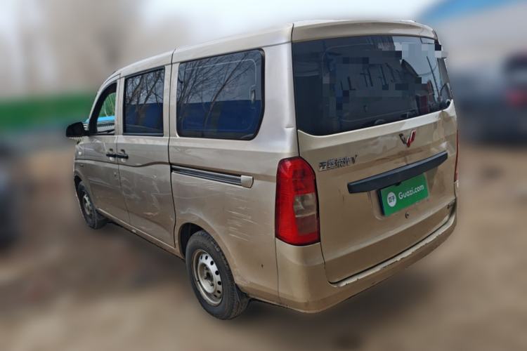 Used Wuling Rongguang V 2018 1.5L Practical Version Exterior 3