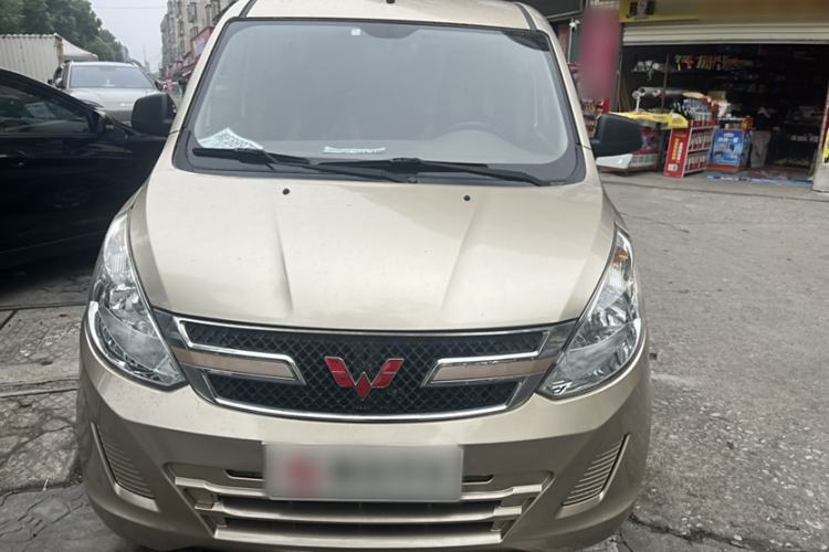 Used Wuling Rongguang V 2018 1.5L Practical Version Exterior 4