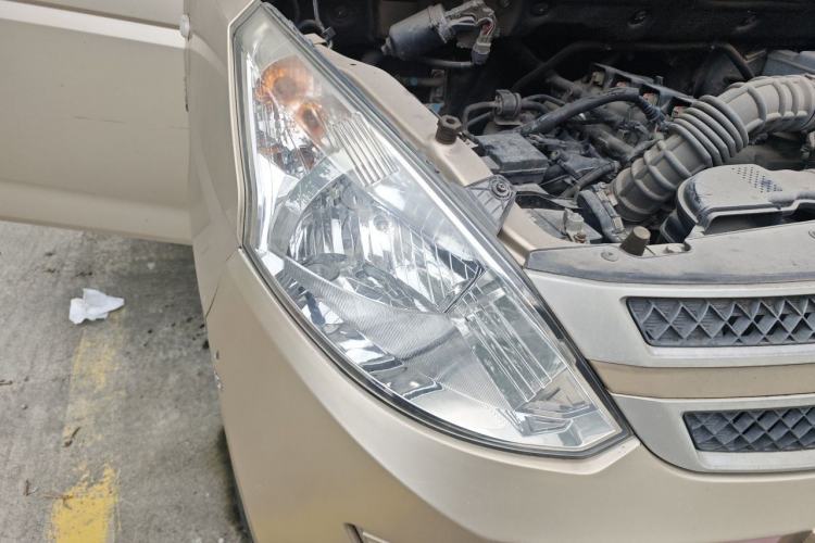 Used Wuling Rongguang V 2018 1.5L Practical Version Exterior 6