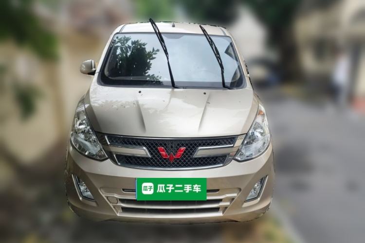 Used Wuling Rongguang V 2018 1.5L Standard Version Front