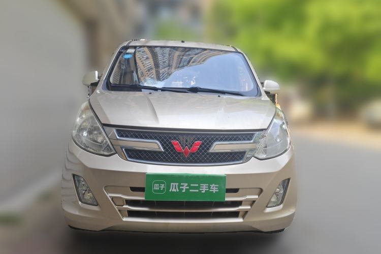 Used Wuling Rongguang V 2018 1.5L Standard Version Front