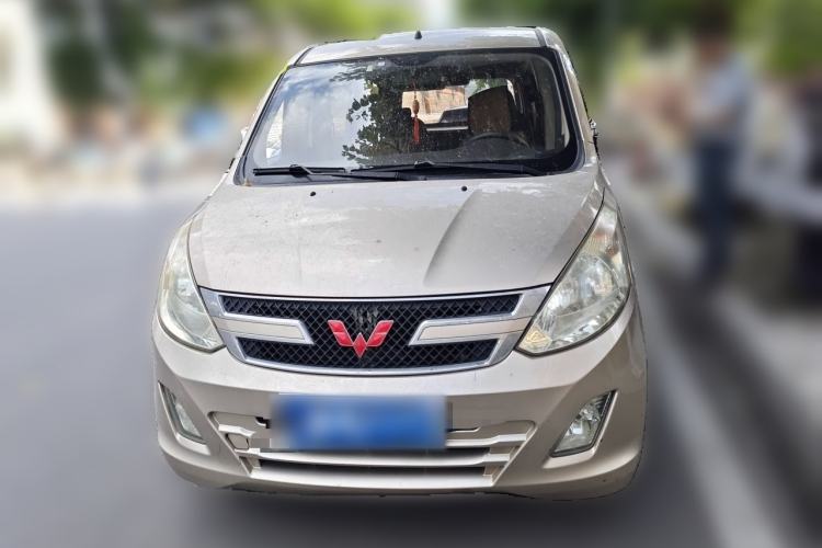 Used Wuling Rongguang V 2018 1.5L Standard Version Front