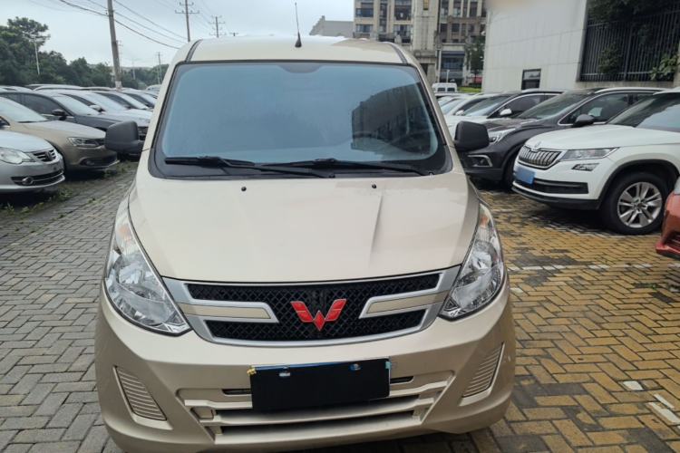 Used Wuling Rongguang V 2018 1.5L Practical Version Front