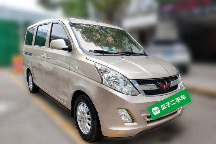 Used Wuling Rongguang V 2018 1.5L Standard Version Front Right 45 Deg