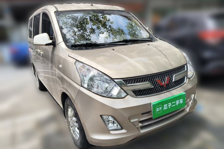 Used Wuling Rongguang V 2018 1.5L Standard Version Front Right 45 Deg