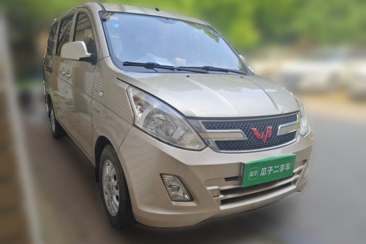 Used Wuling Rongguang V 2018 1.5L Standard Version Front Right 45 Deg