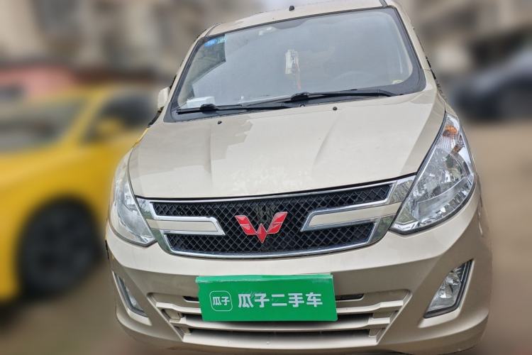 Used Wuling Rongguang V 2018 1.5L Standard Version Front