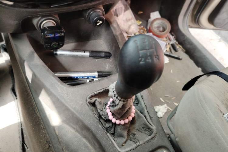 Used Wuling Rongguang V 2018 1.5L Standard Version Gear Lever