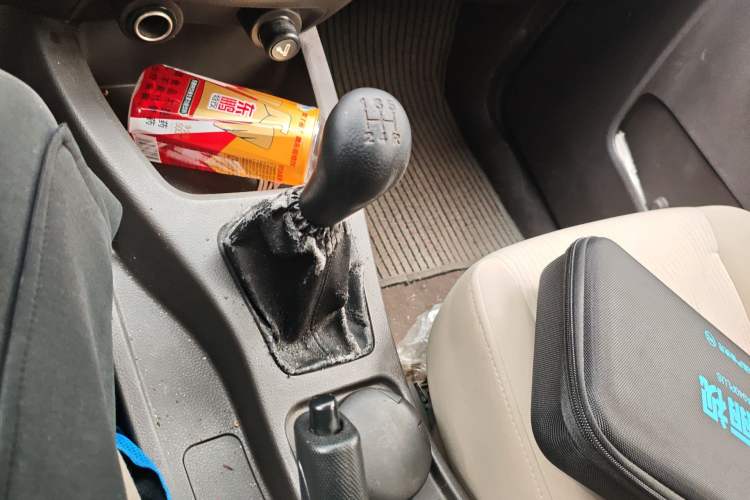 Used Wuling Rongguang V 2018 1.5L Standard Version Gear Lever