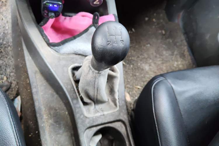 Used Wuling Rongguang V 2018 1.5L Standard Version Gear Lever