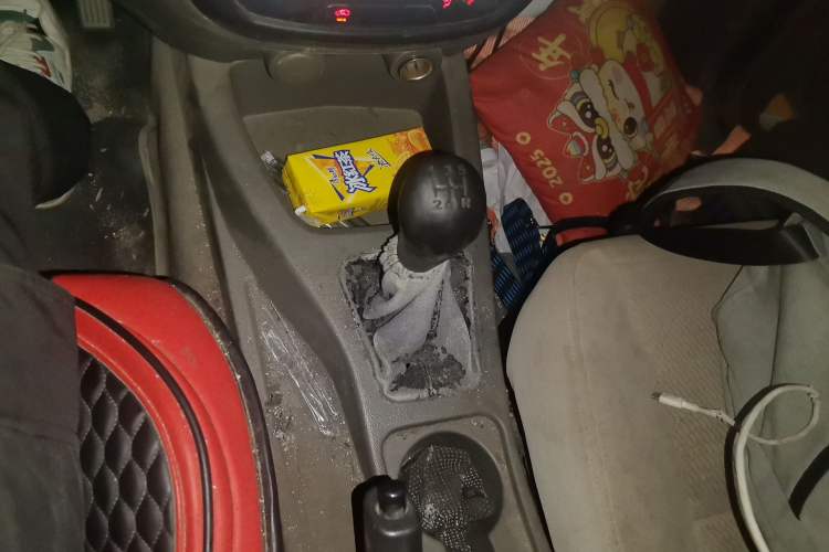 Used Wuling Rongguang V 2018 1.2L Practical Model Gear Lever
