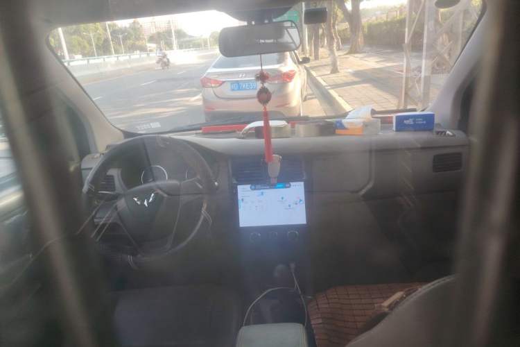 Used Wuling Rongguang V 2018 1.5L Standard Version Headliner