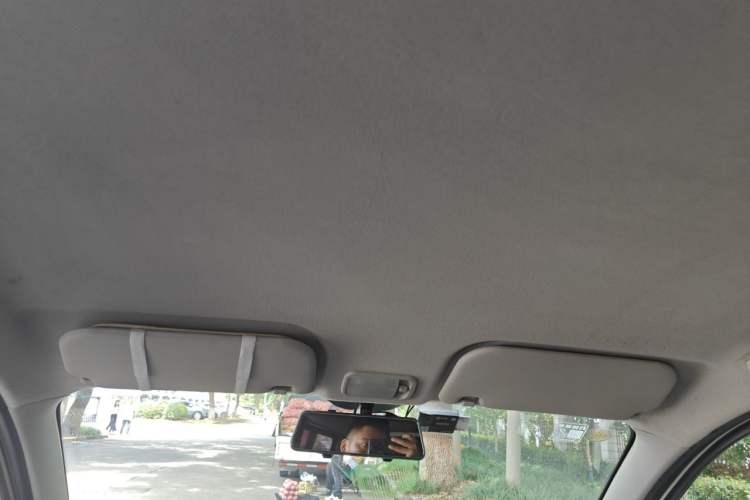 Used Wuling Rongguang V 2018 1.5L Practical Version Headliner