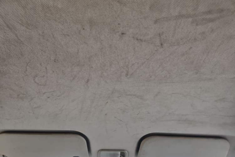 Used Wuling Rongguang V 2018 1.5L Practical Version Headliner