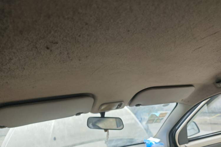 Used Wuling Rongguang V 2018 1.5L Practical Version Headliner