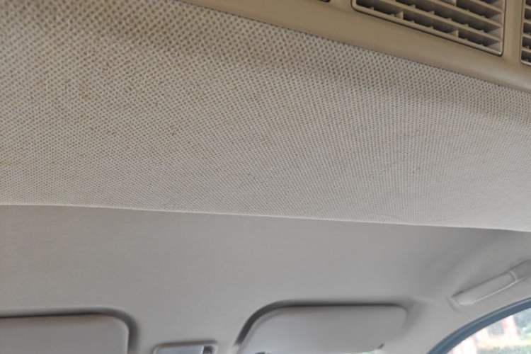 Used Wuling Rongguang V 2018 1.5L Standard Version Headliner