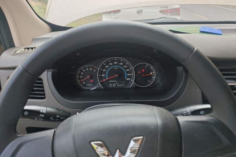 Used Wuling Rongguang V 2018 1.5L Standard Version Instrument Cluster