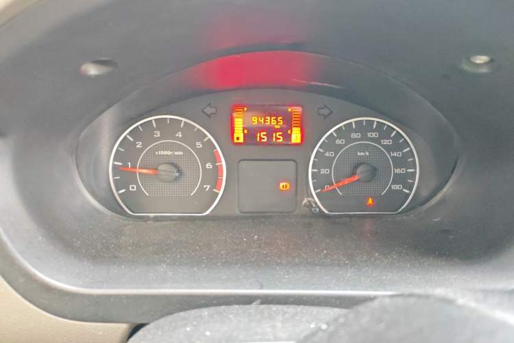 Used Wuling Rongguang V 2018 1.5L Practical Version Instrument Cluster