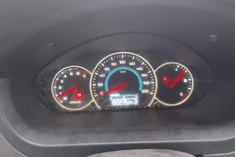 Used Wuling Rongguang V 2018 1.5L Standard Version Instrument Cluster