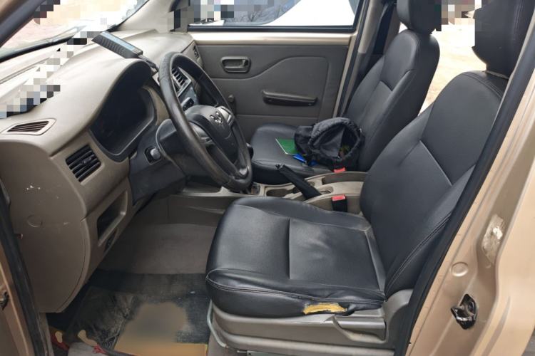 Used Wuling Rongguang V 2018 1.5L Practical Version Left Front Seat