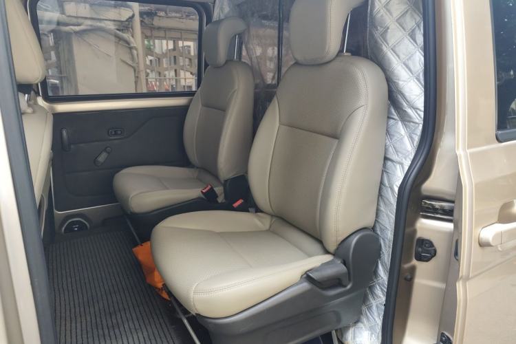 Used Wuling Rongguang V 2018 1.5L Standard Version Left Rear Seat