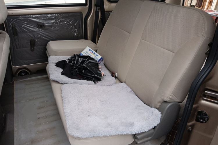 Used Wuling Rongguang V 2018 1.5L Standard Version Left Rear Seat