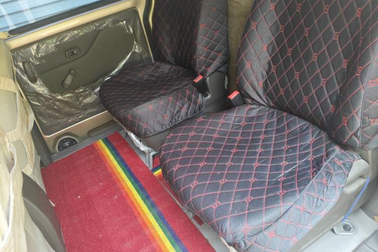 Used Wuling Rongguang V 2018 1.5L Standard Version Left Rear Seat