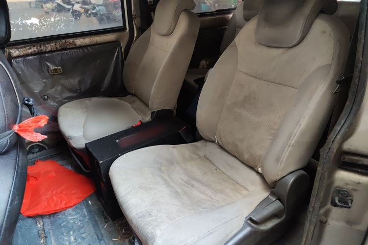Used Wuling Rongguang V 2018 1.5L Standard Version Left Rear Seat