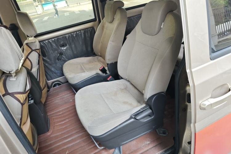 Used Wuling Rongguang V 2018 1.5L Standard Version Left Rear Seat
