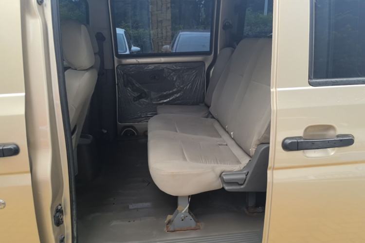 Used Wuling Rongguang V 2018 1.5L Practical Version Left Rear Seat
