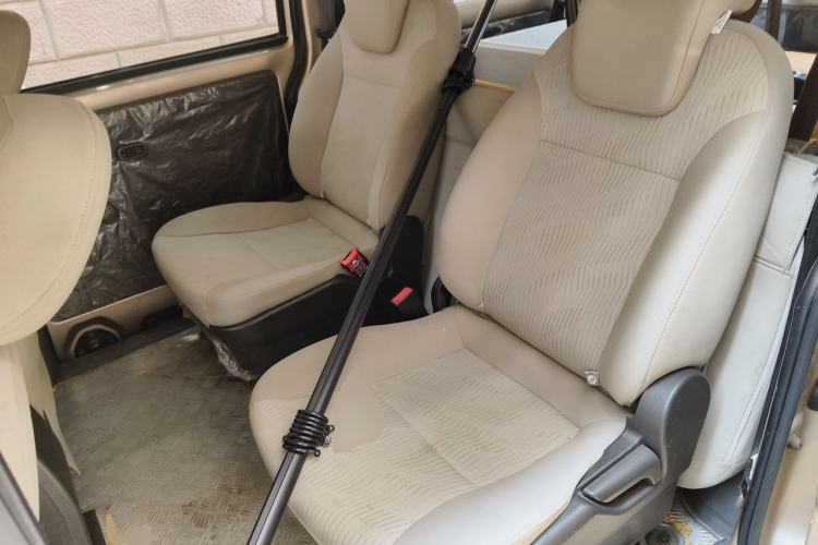 Used Wuling Rongguang V 2018 1.5L Standard Version Left Rear Seat